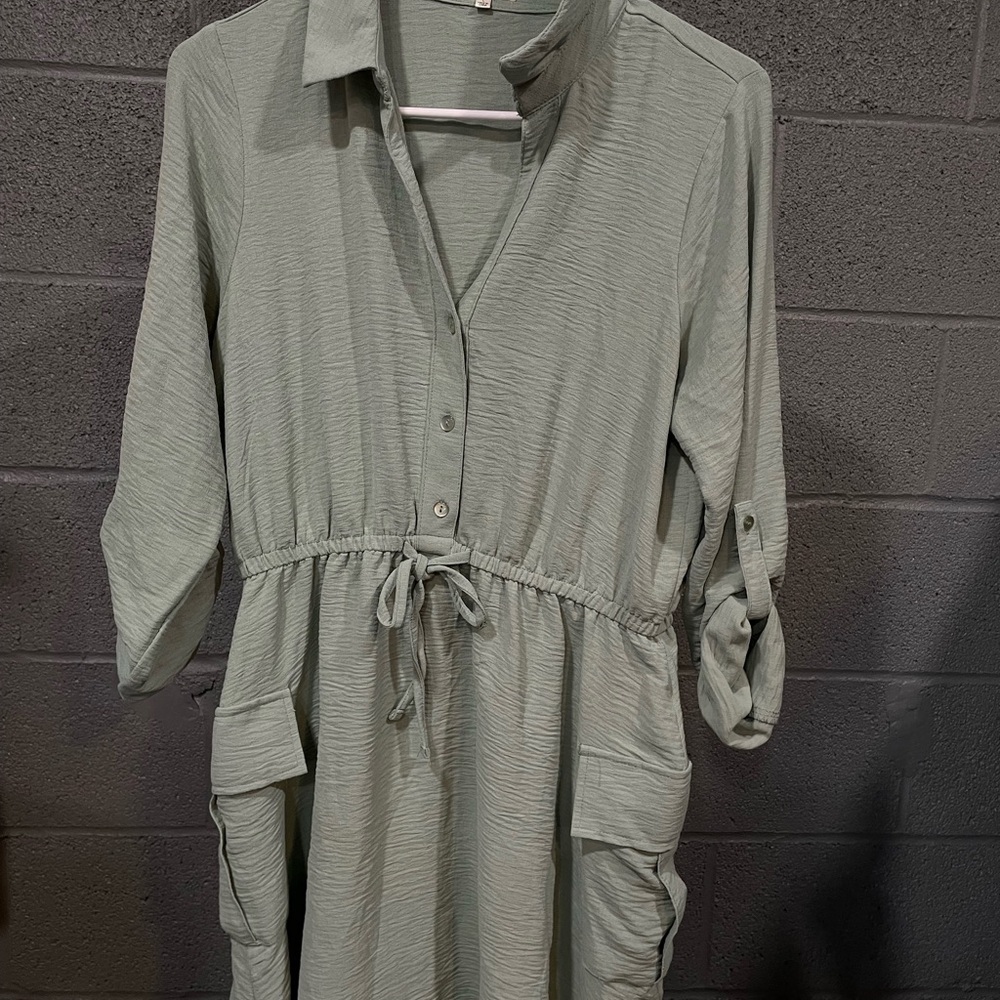 Elegant Sage Green Women's Dress